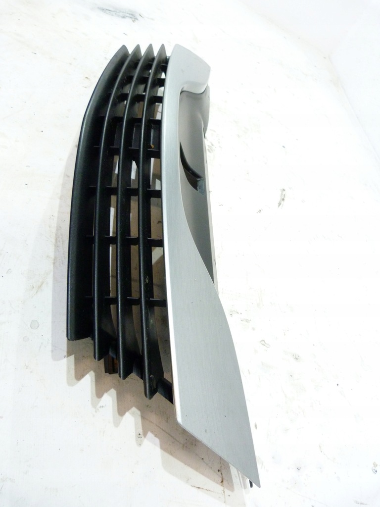 фото №2, Решітка радіатора решітка радіатора renault laguna ii новий оригінал