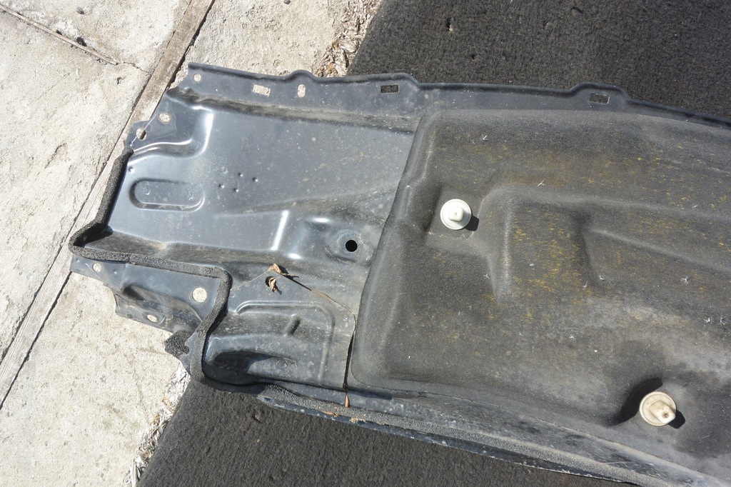 фото №8, Жабо металевий toyota prius plus + eu