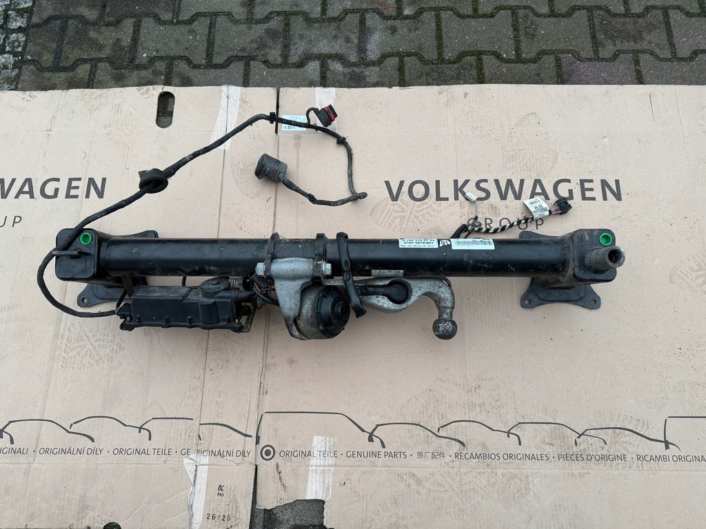 фото №1, Mercedes gle w166 ml gls hak буксировочный с жгут балка a1663100104 giełda