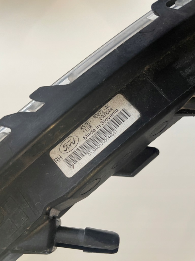 Ford mondeo mk5 правий протитуманна фара led drl Доставка