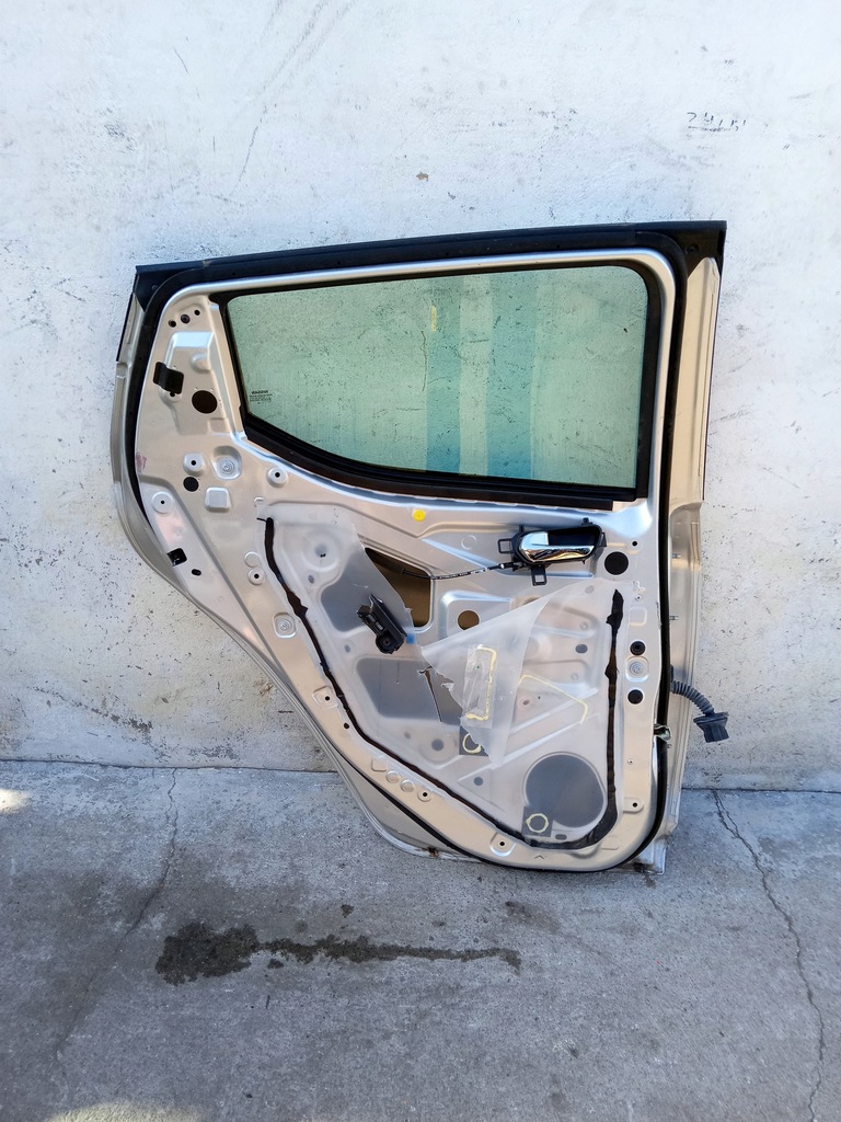 фото №11, Nissan micra v k14 17- двері задні задня