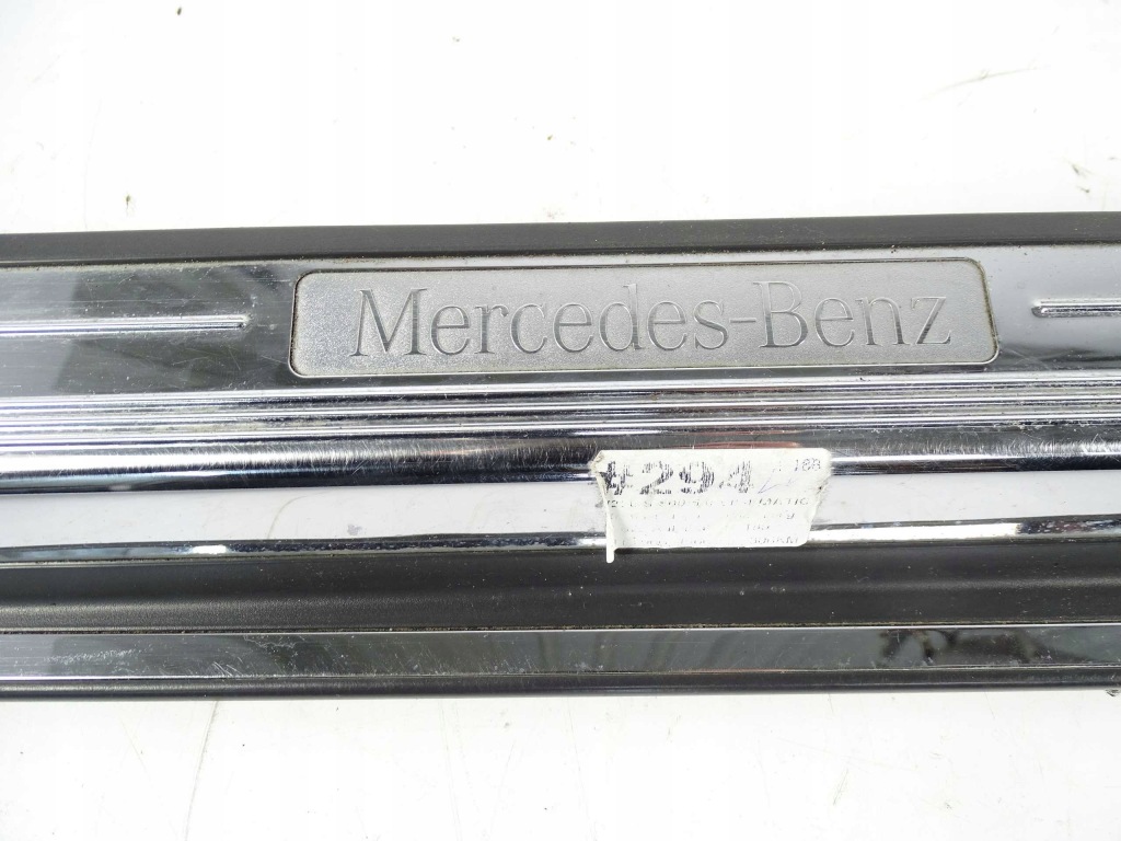 Mercedes s w220 накладка накладка порога  лівий передні в Україні
