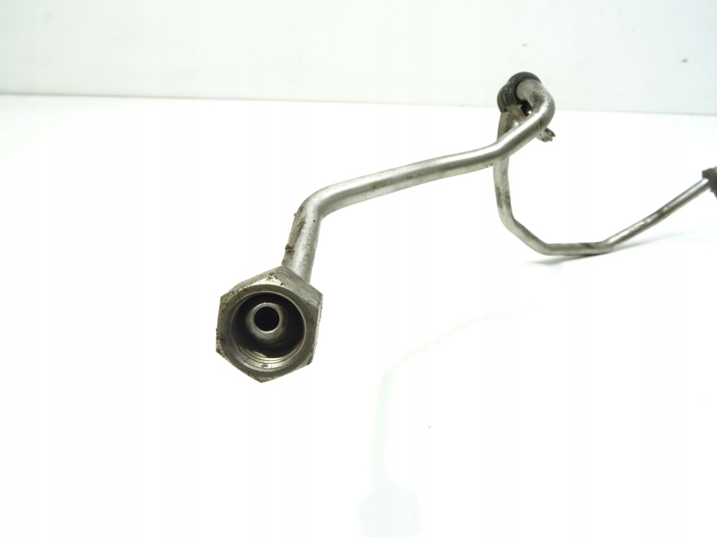 фото №1, Шланг пального bmw f01 f02 4.4b 7622850 0261230349