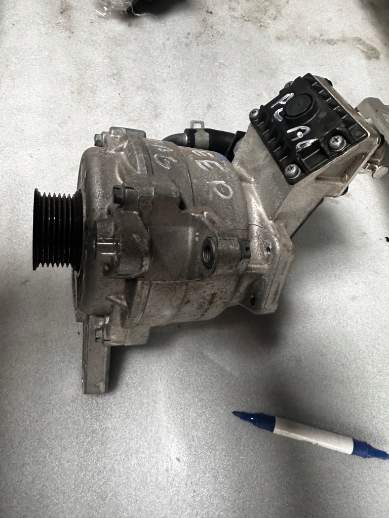 Купити Інвертор kia xceed plugin 1.6