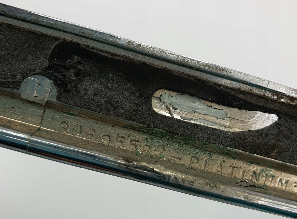 фото №6, Молдинг накладка крышки задняя volvo xc90 30695582