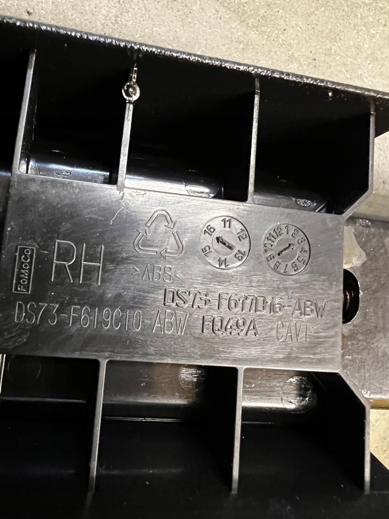 фото №11, Рейки кліпса пряжка поперечина безпеки сидіння перед правий ford fusion usa