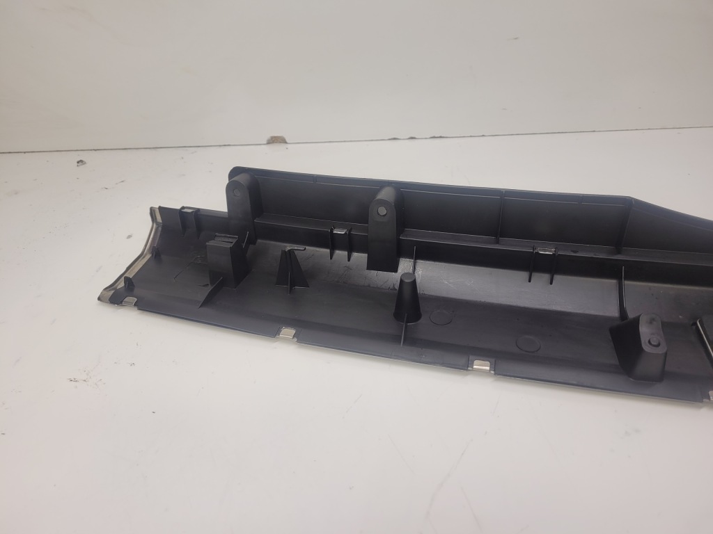 Защита порог багажника audi a6 c6 avant 4f9864483b Недорого