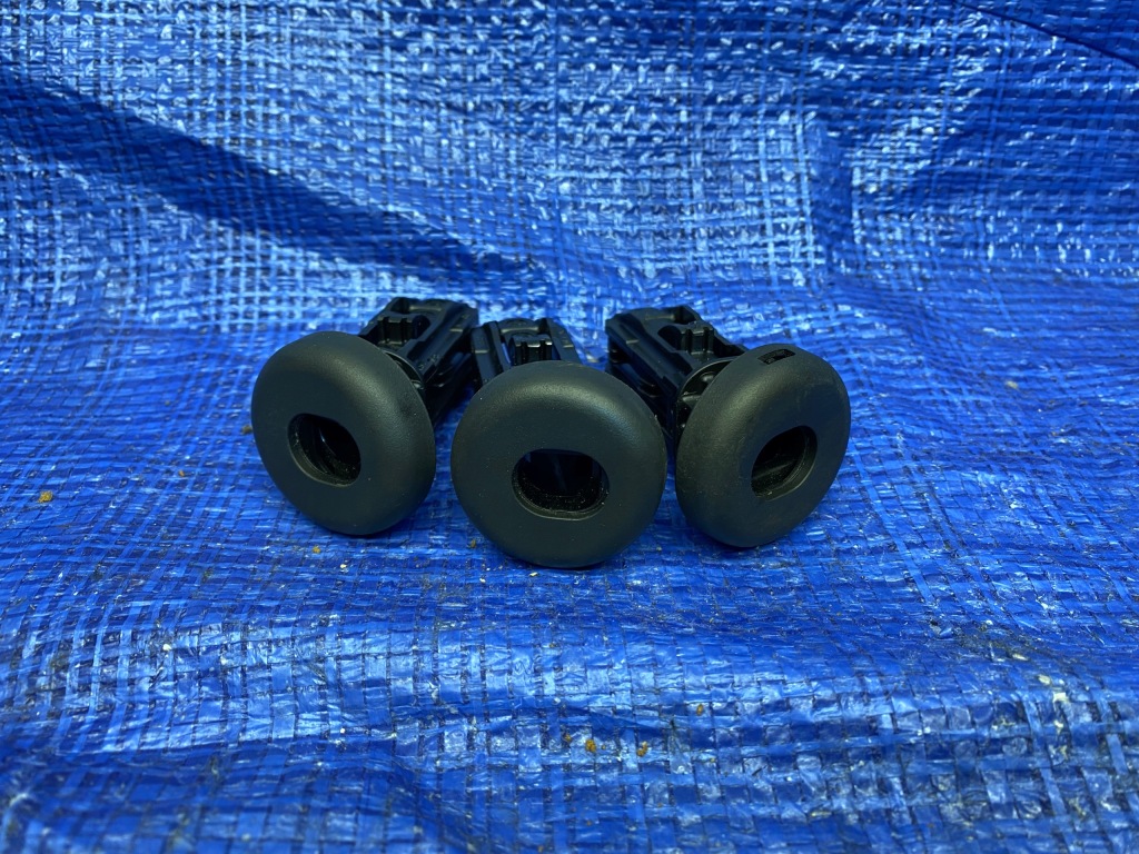 фото №1, Vw audi seat skoda замок подголовник заднего задняя 5g0886920