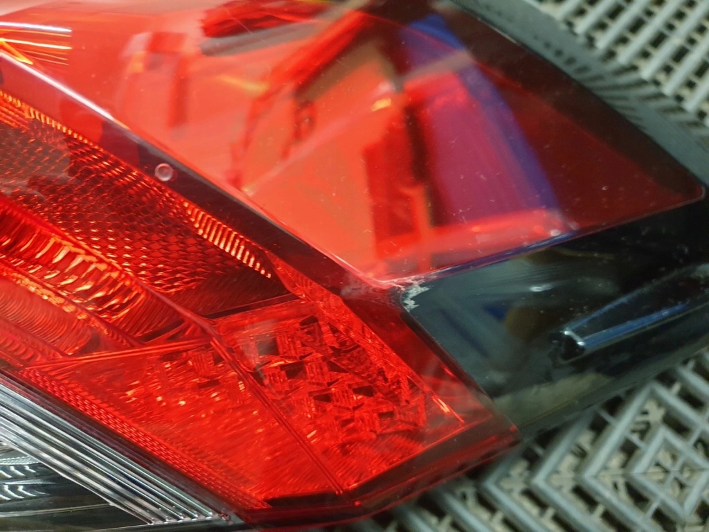 фото №2, Лампа правая задняя toyota rav4 v led 2019-