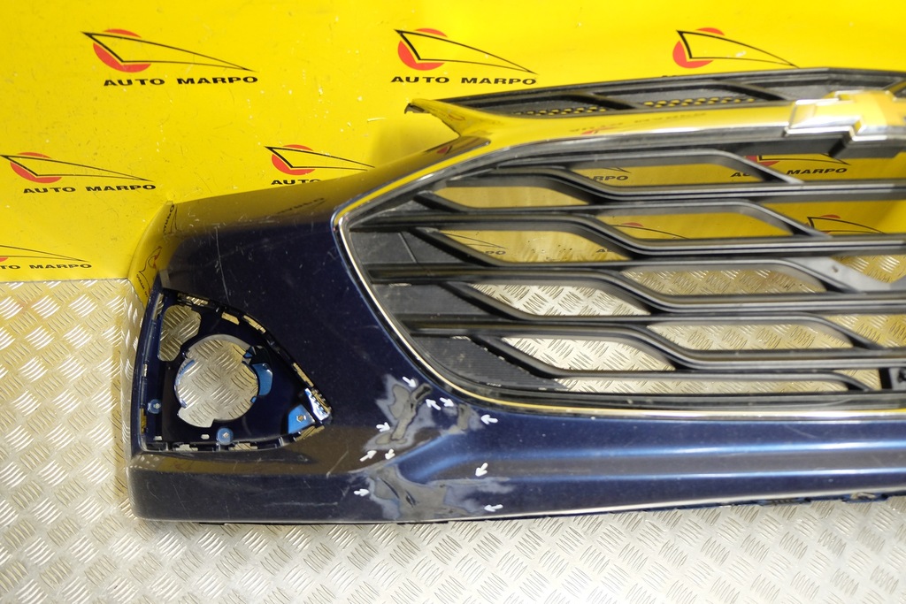 фото №9, Chevrolet cruze ls хэтчбек 2019 бампер перед передний usa