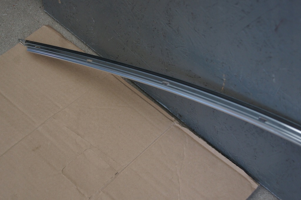 фото №7, Maserati levante молдинг кровельная правая