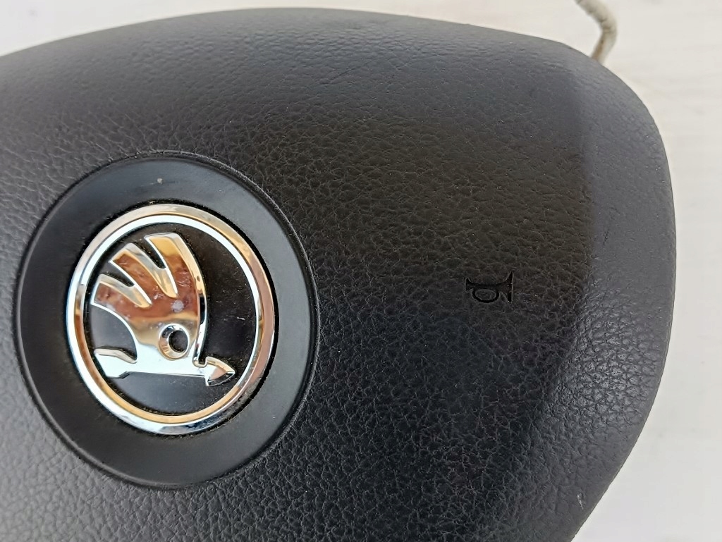 фото №5, Подушка водителя подушка безопасности skoda fabia iii 6v0880201a