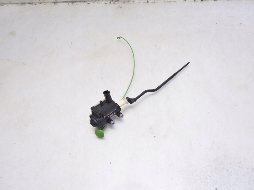 фото №7, Привод крышка заливной топлива bmw 3 e91 6985880