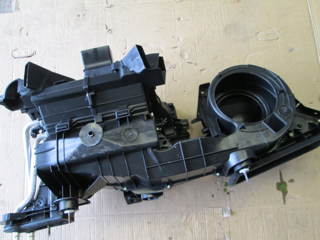 фото №12, Chrysler 300 ii обігрівач 3.6 5.7 p68185459ag lancia thema радіатор