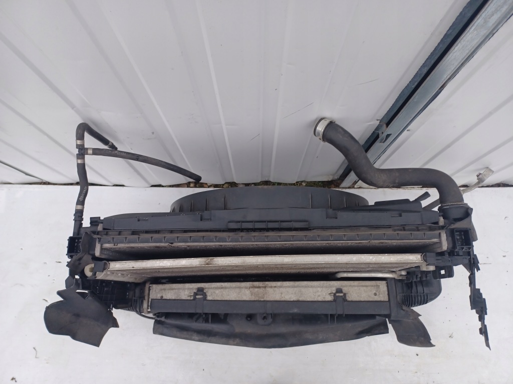 Mercedes w204 2.2 cdi ремень передний радиатор вентилятор интеркулер комплект Цена