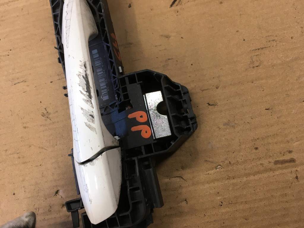 фото №10, Ручка правый левый перед mercedes cls c218