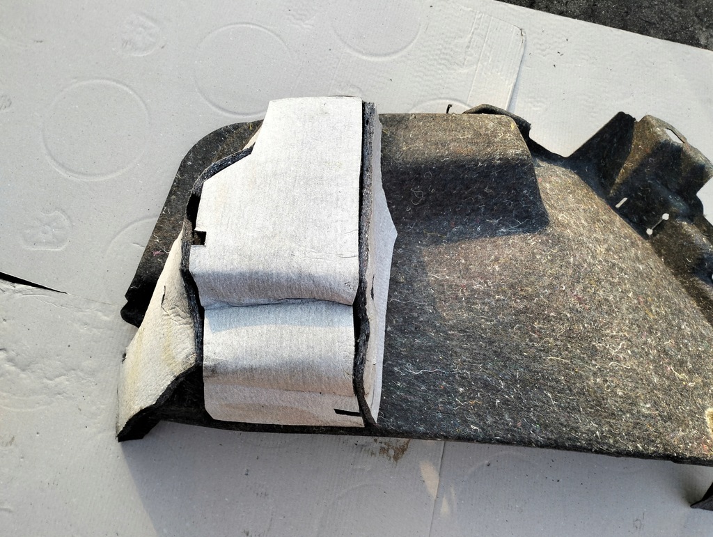 фото №10, Обшивка багажника rapid skoda правий liftback