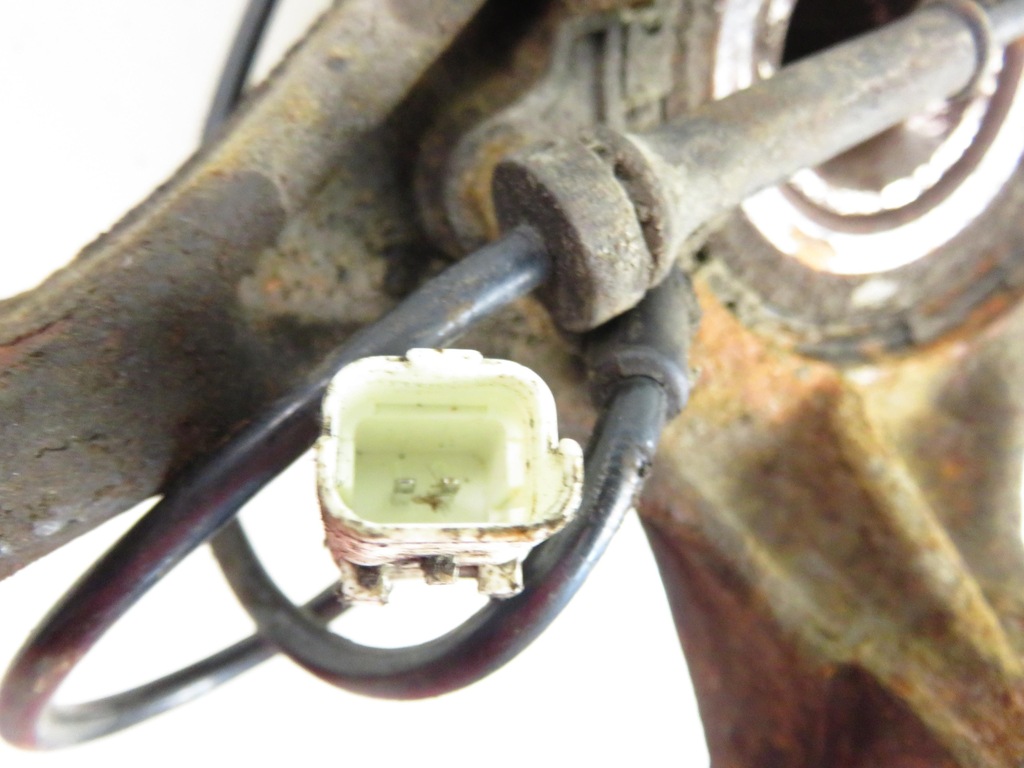 фото №5, Поворотный кулак передняя правая citroen c4 i 1.6 16v