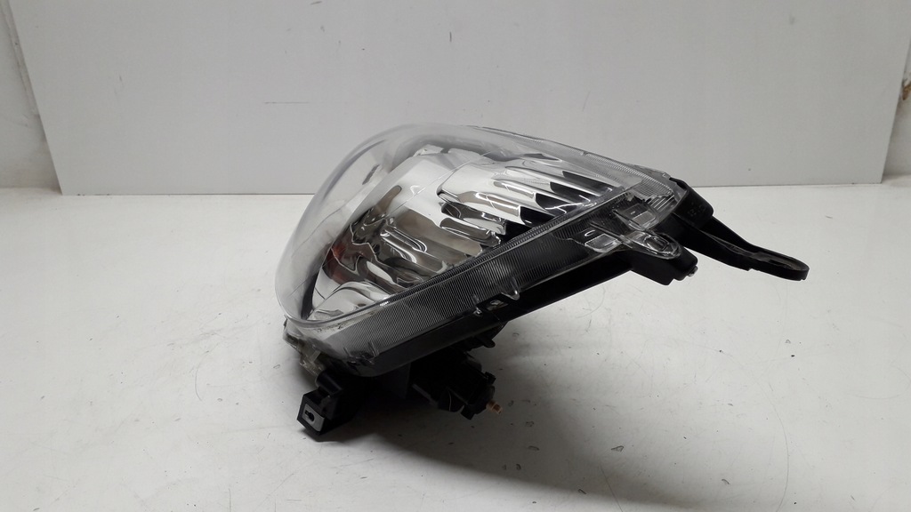 фото №14, Space star 2 ii 13- лампа ліва перед w0563