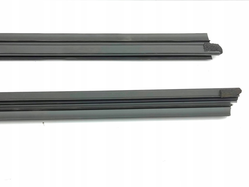 фото №9, Hyundai kona i 2019 комплект прокладка стекло дверь передних