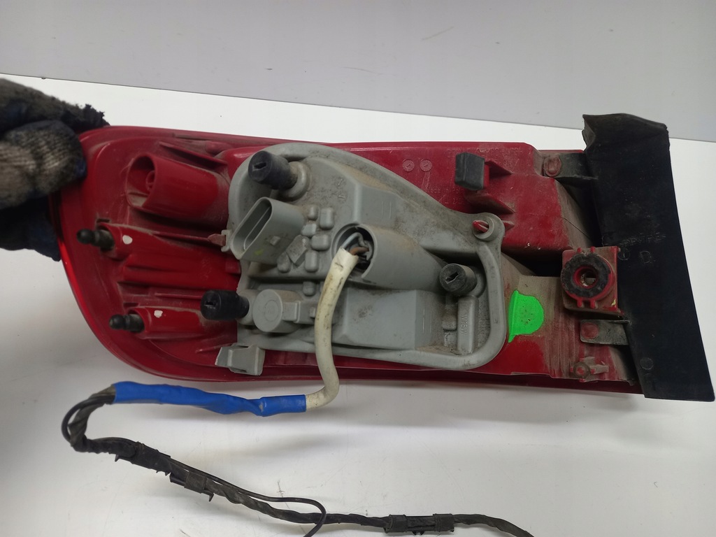 фото №9, Audi a4 b8 лампа права задня правий задня з крила kombi