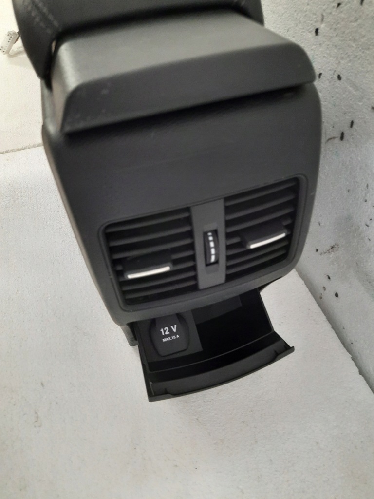 фото №9, Подлокотник средний кожа mercedes gla x156