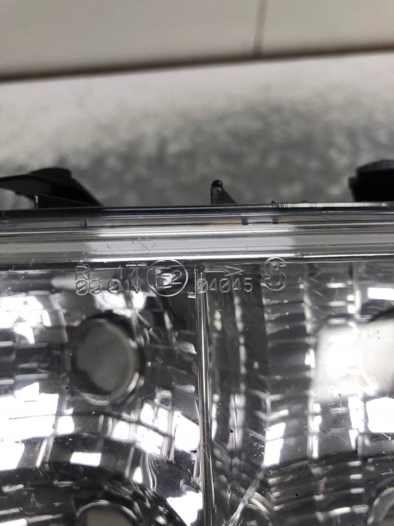 Фара лампа поворотник ліва перед citroen c6 1 e204045 Недорого