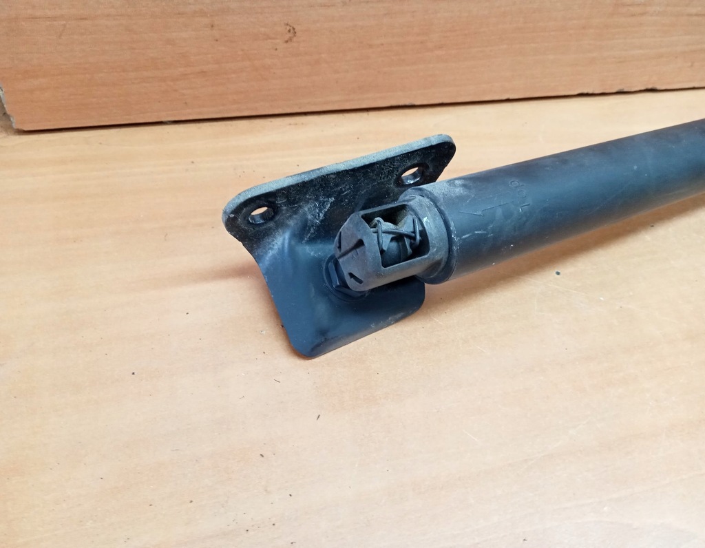 фото №3, Амортизатор крышки привод mercedes gl x166