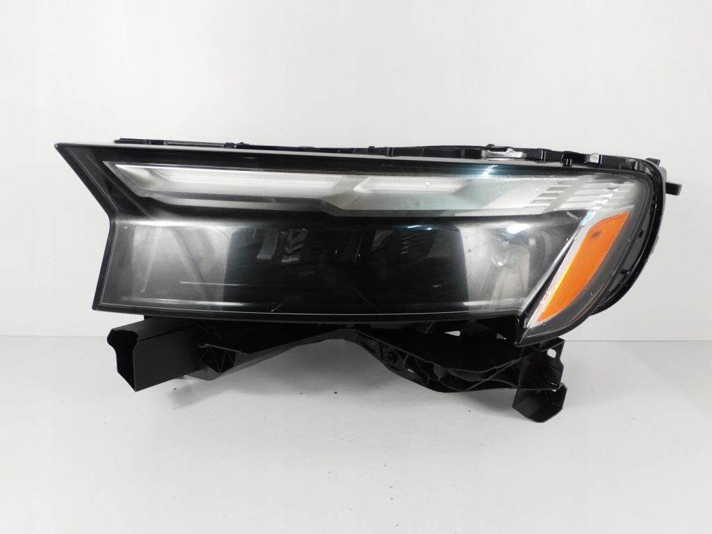 Купить Audi q7 4m рестайлинг  фара левая full led америка 4m0941011f
