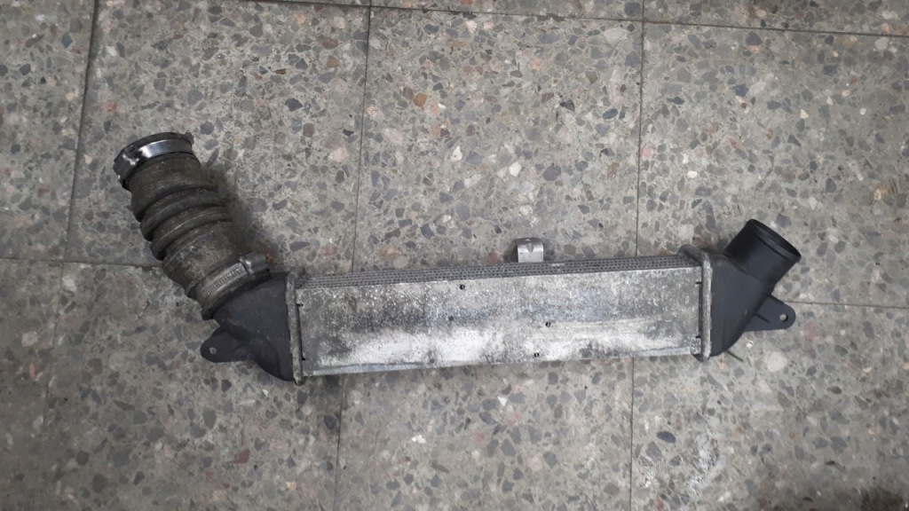 Купить 7700776825 интеркулер renault 21