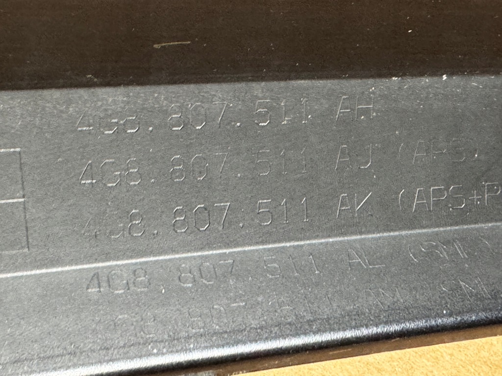 Audi a7 4g8 lift 2017 бампер usa задня pdc kompletny 4g8807067 lx5r 38km в Україні