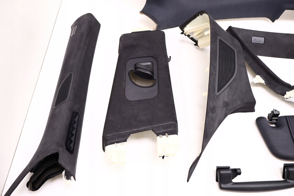 фото №7, Maserati levante стеля панорама