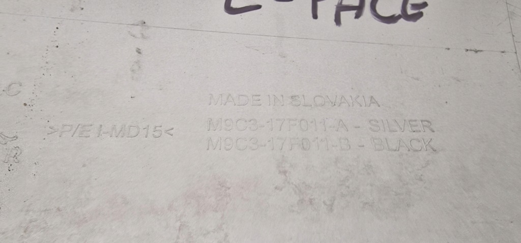 Jaguar e pace накладка dól бампера передний перед с Разборки