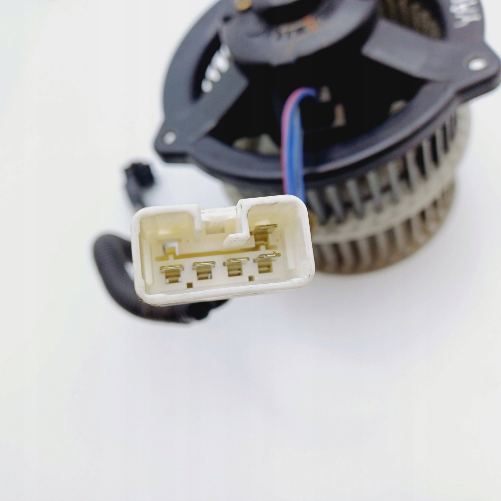 Повітродувка обдув вентилятор toyota yaris 1940001290 nr255 Київ