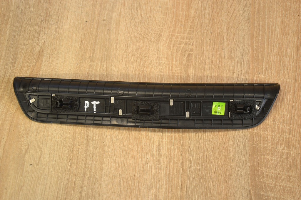 фото №2, Накладка поріг правий задня kia stinger