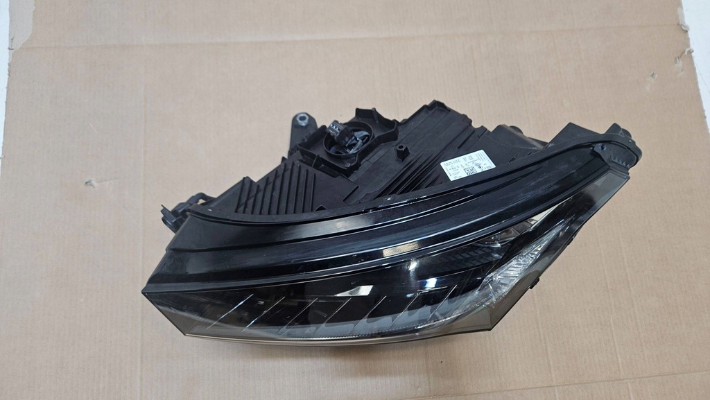 фото №7, Лампа левая перед передняя skoda enyaq 5lb941015a