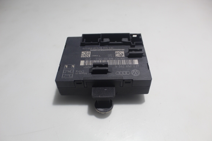 фото №3, Модуль дверь правый задняя audi a4 b8 2.0tdi