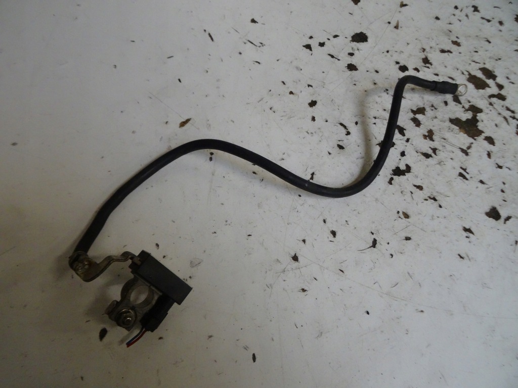 фото №1, Клемма минусовая a1665420018 mercedes w246