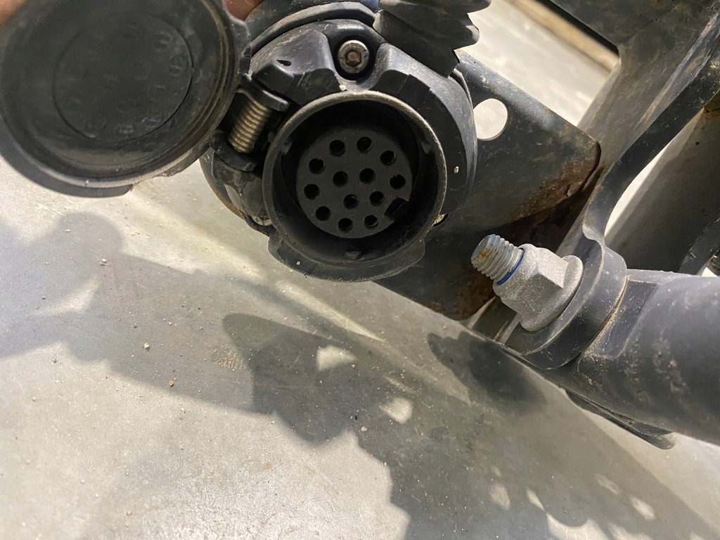 фото №6, Ford transit connect mk2 hak буксировочный