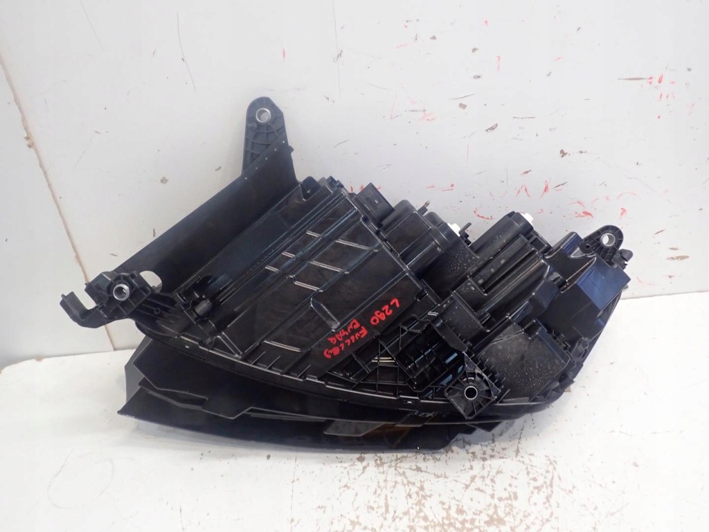 фото №8, Лампа перед права skoda enyaq 2021- full led 5lb