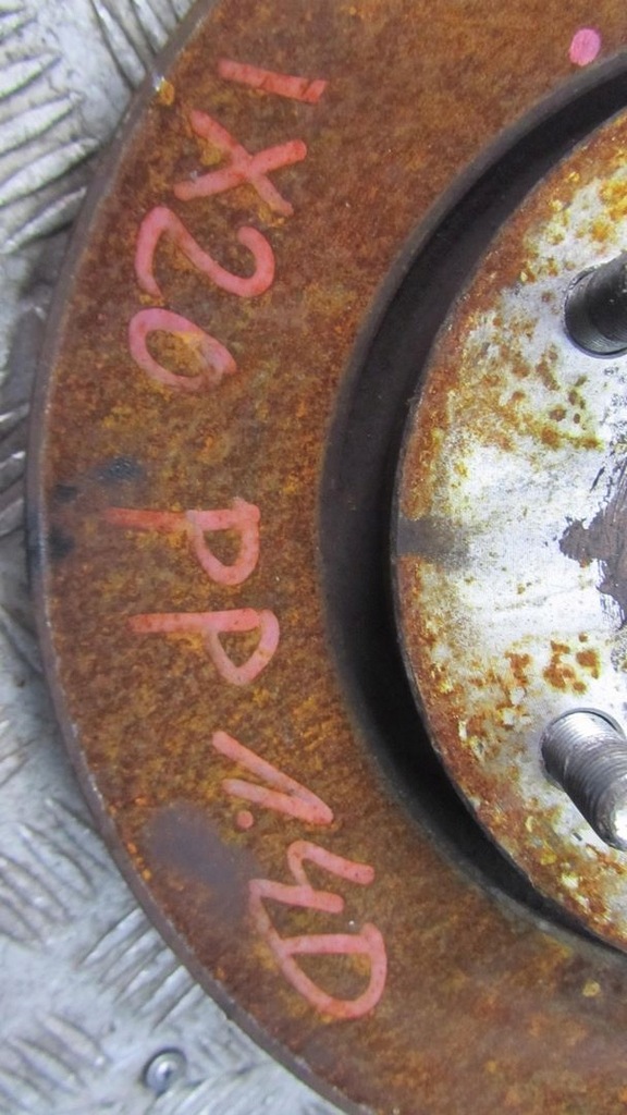 фото №9, Hyundai ix20 поворотный кулак правая перед 10-17 211