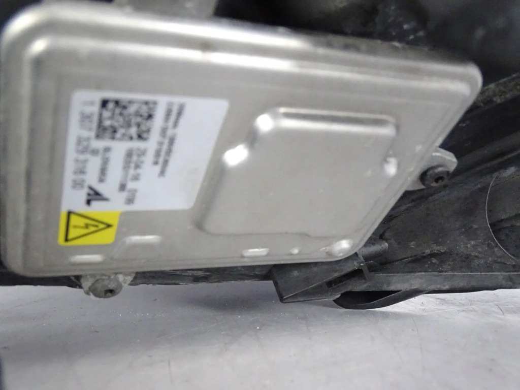 фото №7, Лампа перед передня права opel zafira c ксенон комплектна