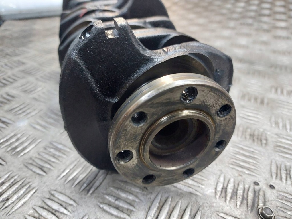 Wał коленчатый renault scenic i рестайлинг  1.9 dci f9q732 Доставка