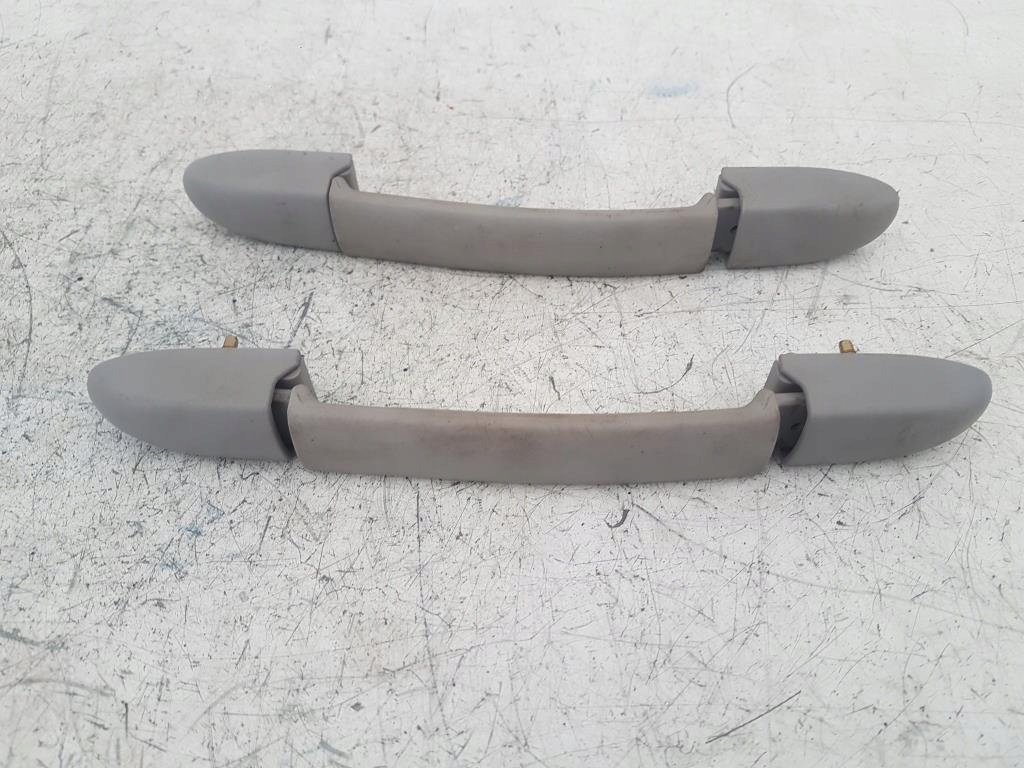 фото №1, Ручка кронштейн потолочный перед alfa romeo 147