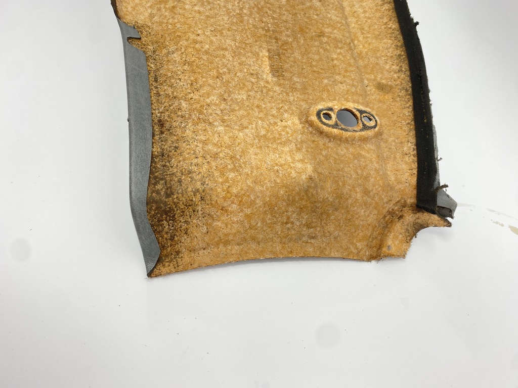 Потолок передняя часть серая серая mercedes 190 w201 2016902625 Недорого