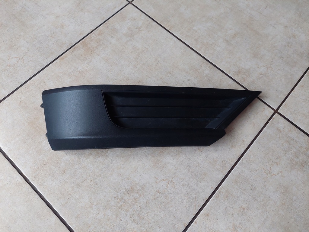 фото №1, Решётка бампера - правая - vw t-roc - 2ga