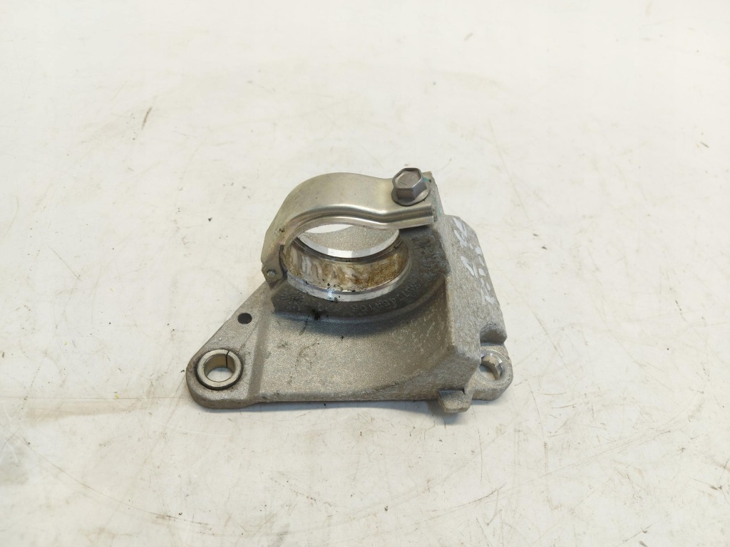 Купить Renault arkana, rs-line кронштейн опора полуось 397746410r