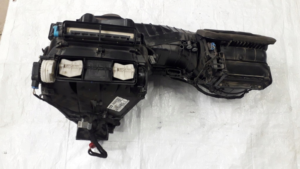 фото №1, Audi a3 8p0 обігрівач комплектна 8p1820003d