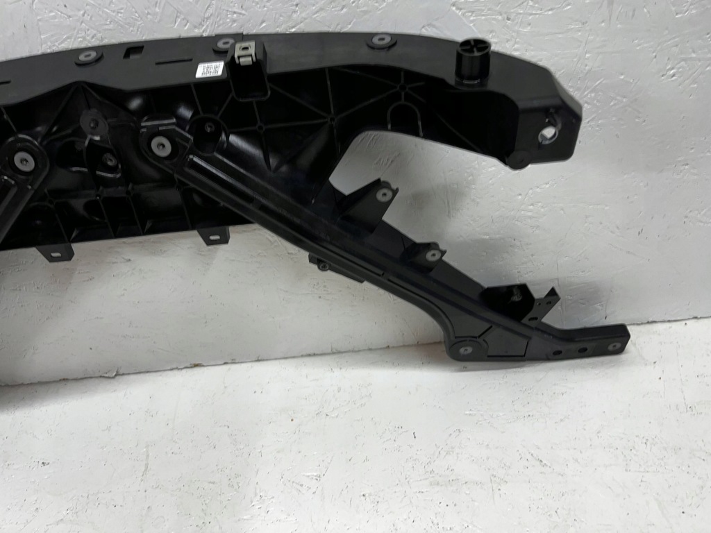 Tesla model y 2020 - ремень передний усилитель передний 164352100 оригинал с Разборки