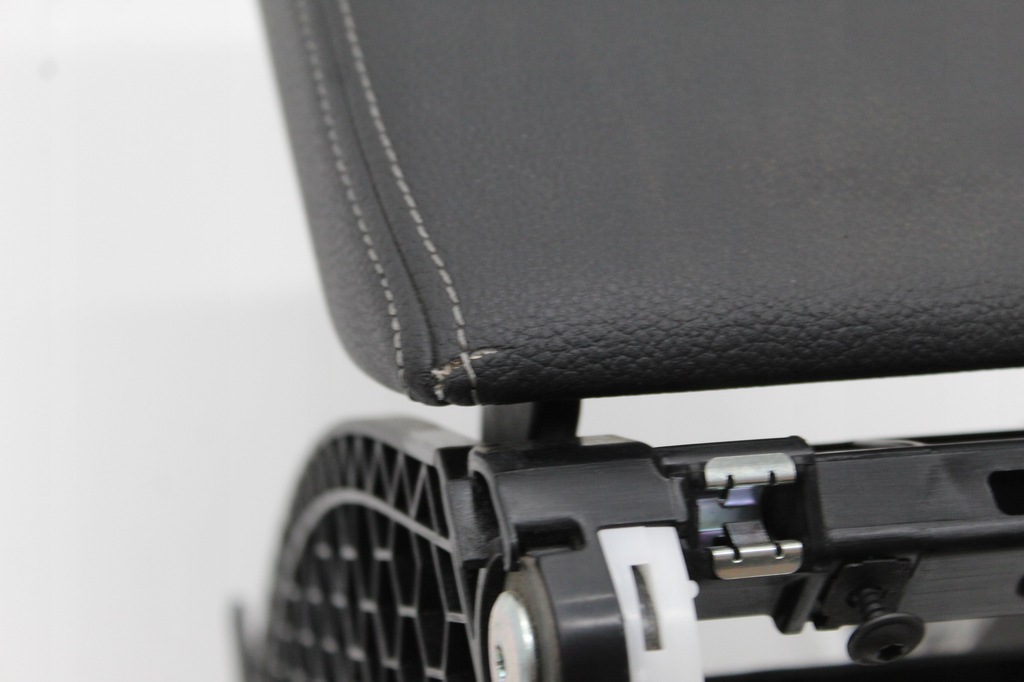 фото №5, Skoda superb iii подлокотник кожа 3v0864207